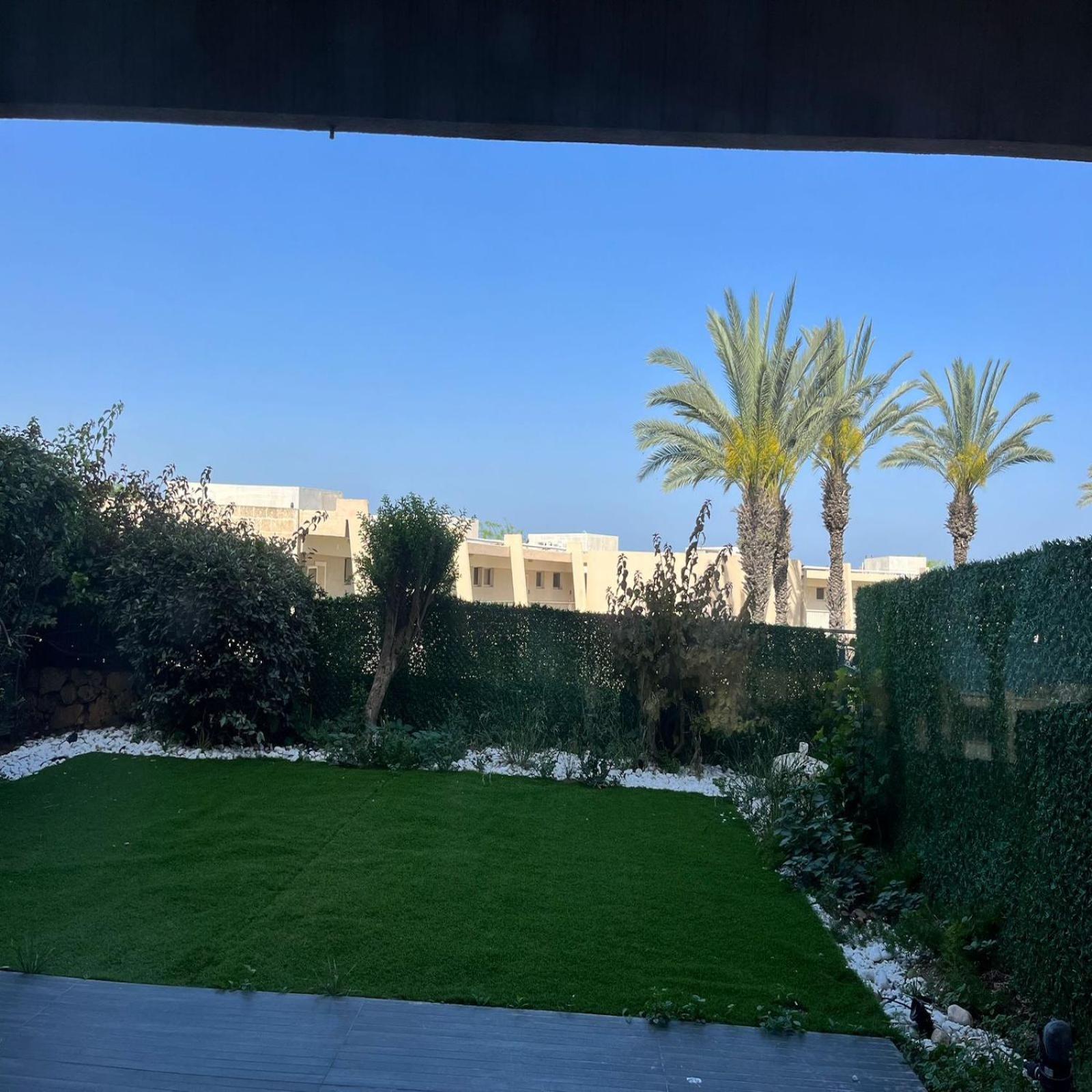 Caesarea Inn Extérieur photo